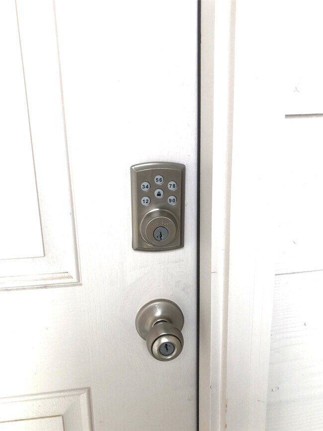 Building Photo - 21422 Chester Cliff Ln