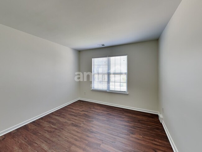 Building Photo - 11240 Anna Rose Rd