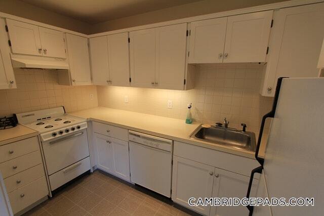 Building Photo - 32 Healey St