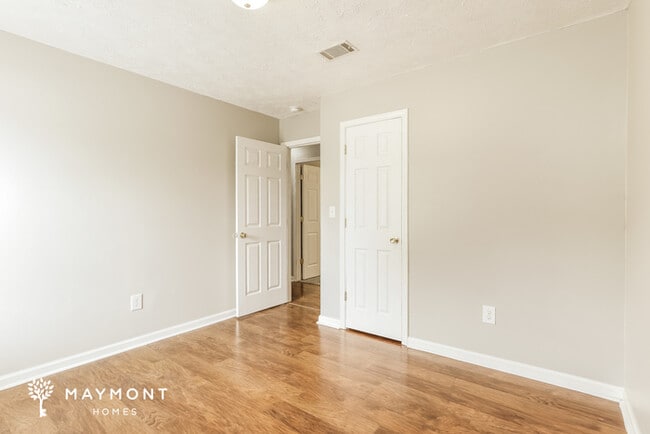 Building Photo - 610 Merrymont Dr