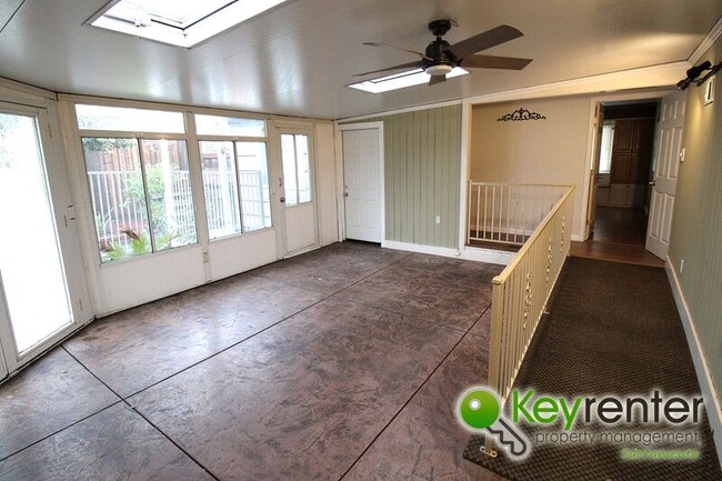 Building Photo - 3429 Braeburn St