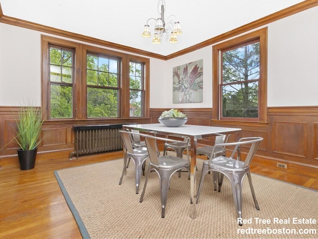 Building Photo - 68 Algonquin Rd