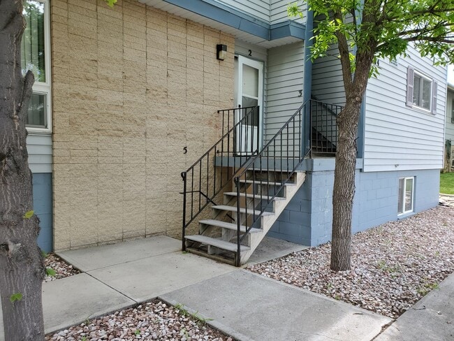 Building Photo - Ponderosa1104 (KC-KS)