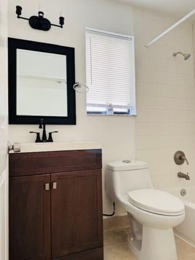 Building Photo - 6008 Strawberry Fields Way