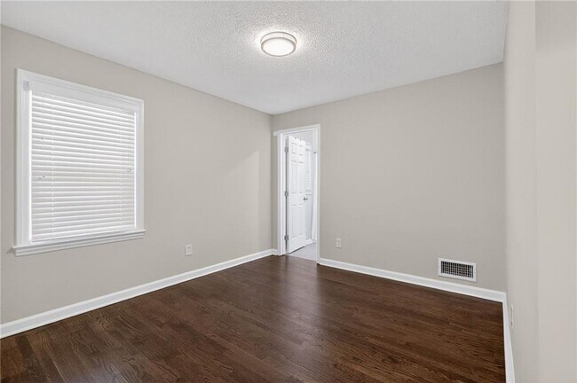 Building Photo - 147 Hermer Cir NW