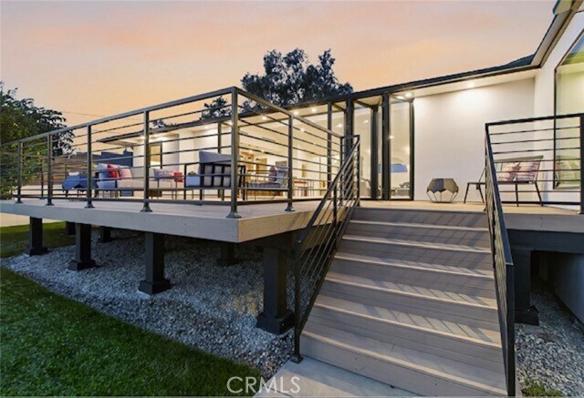 Building Photo - 1764 E Loma Alta Dr