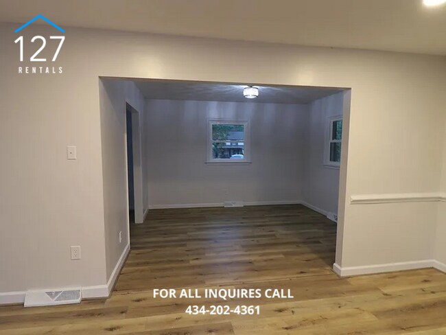 Building Photo - Beautifully Renovated 3 Bedroom Home in Pr...