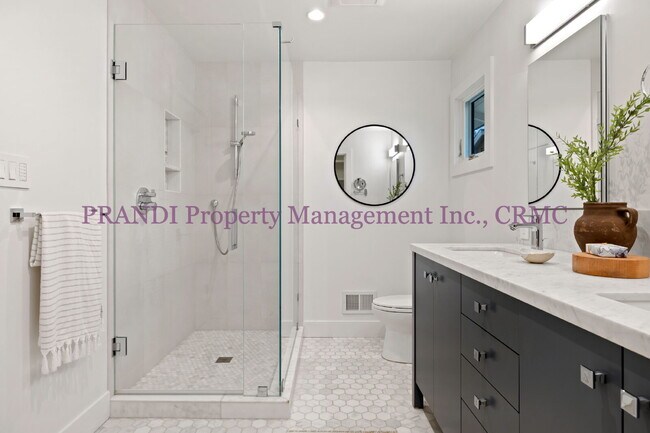 Building Photo - Modern Luxury Meets Timeless Charm in This...