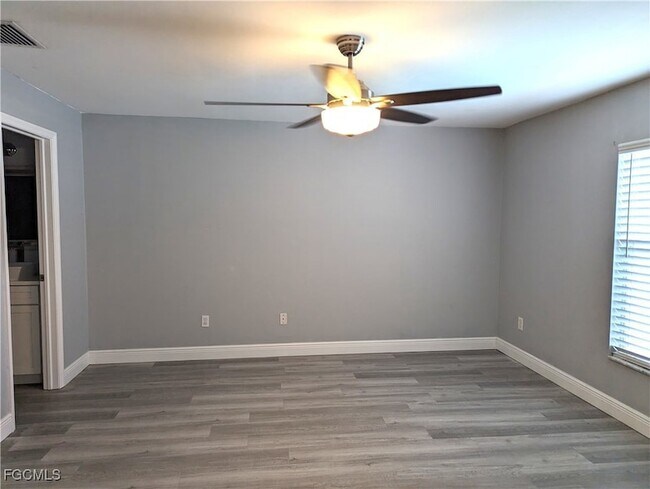 Building Photo - 2311 SW 16th Terrace