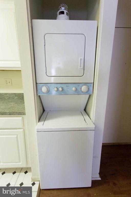 Building Photo - 2031 South St