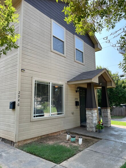 Building Photo - 2944 Northwest 30th Street