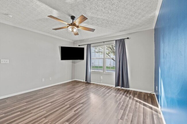 Building Photo - 1522 Sargas St