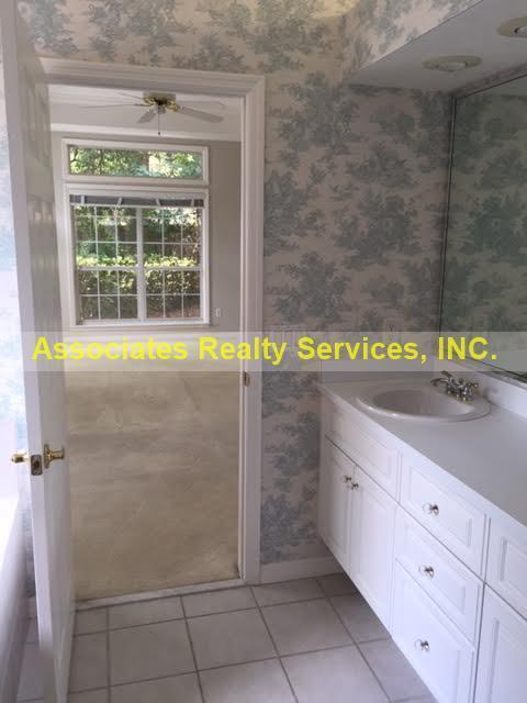 Building Photo - Cute home  in Haile Plantation!