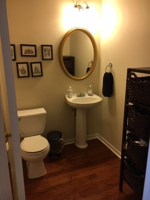 Building Photo - Fabulous 3/2.5   Home in Circle C - Great Views, Yard, Beautiful Home!