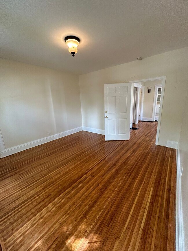 Building Photo - 205-207 Berkeley St