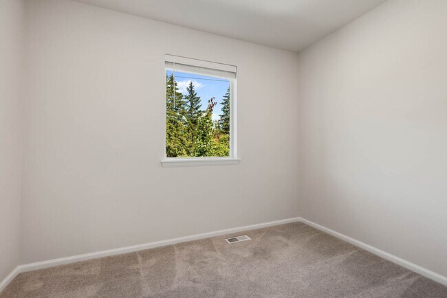 Building Photo - 21112 42nd Dr SE