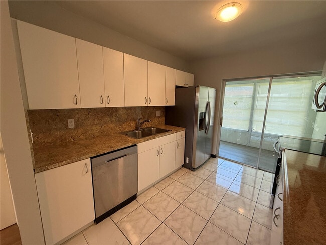 Building Photo - 7600 NW 4th Pl