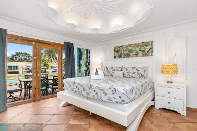 Building Photo - 314 Isle of Capri Dr