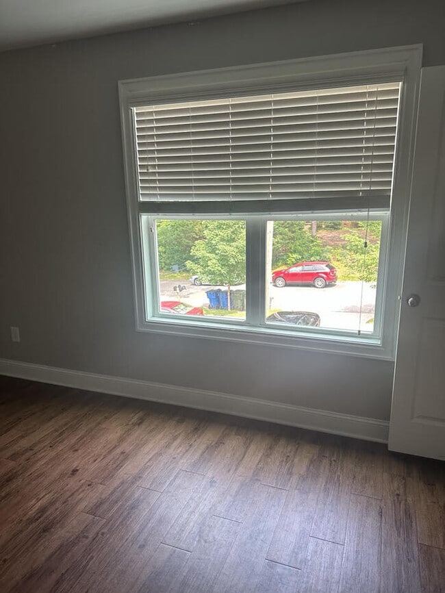 Building Photo - Beautiful 4 beds 3 baths in Raleigh