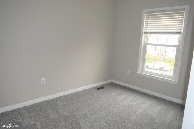Building Photo - 14110 Oxford Dr