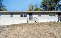 Building Photo - 1850 17th Ct N