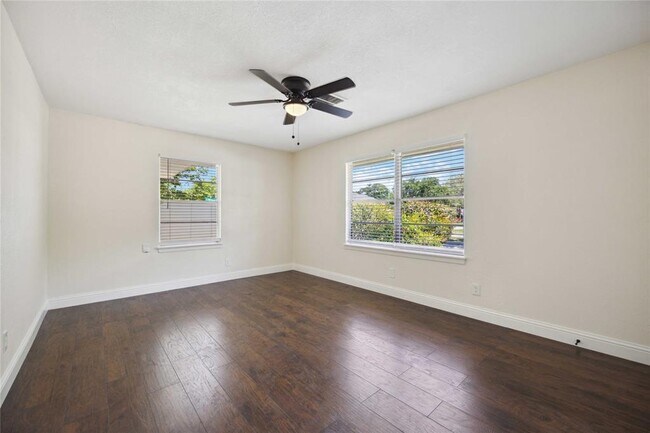 Building Photo - 3403 Linkwood Dr