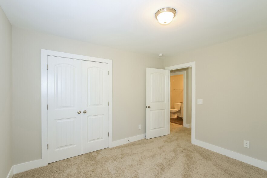 Building Photo - 1433 Feldspar Ct