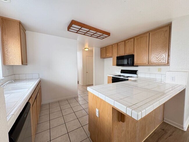 Building Photo - Beautiful 3 Bedroom Home in Spanos East Ga...