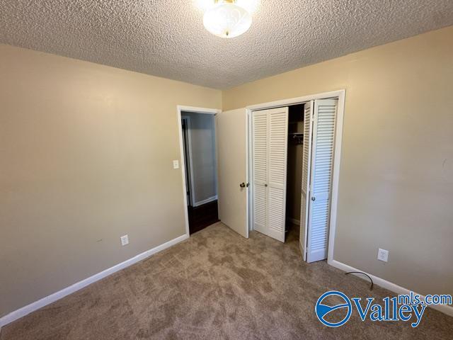 Building Photo - 127 Colby Dr NE