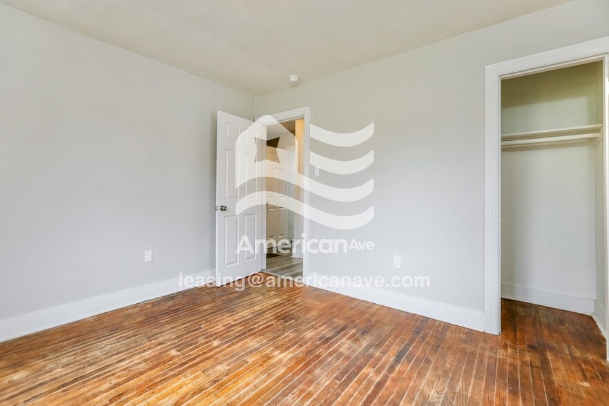 Building Photo - 1801 Vance St