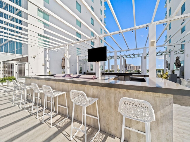 Building Photo - 400 Sunny Isles Blvd