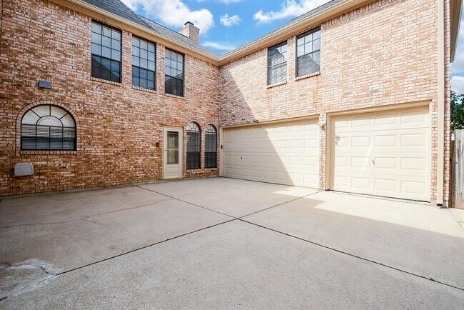 Building Photo - 17407 Widmore Pl