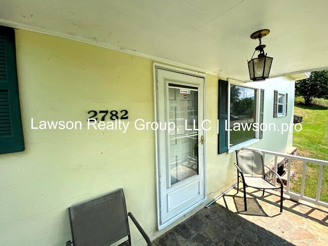 Building Photo - Cozy Three Bedroom Home in Salem with Shed