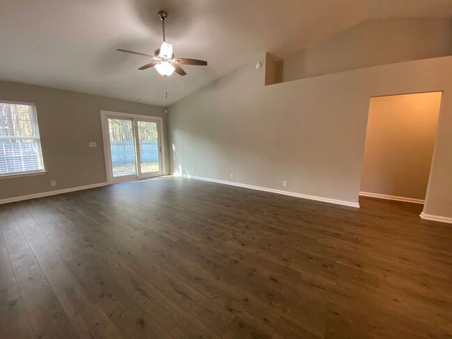 Building Photo - 118 Hydrangea Rd