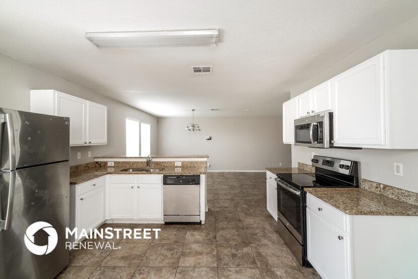 Building Photo - 6210 Lake Superior St