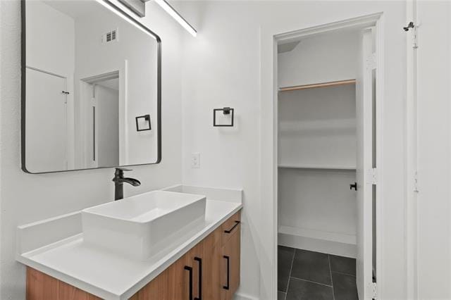 Building Photo - 935 W Twelfth St