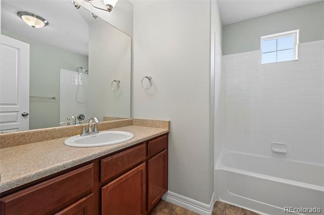 Building Photo - 6914 Dusty Miller Way