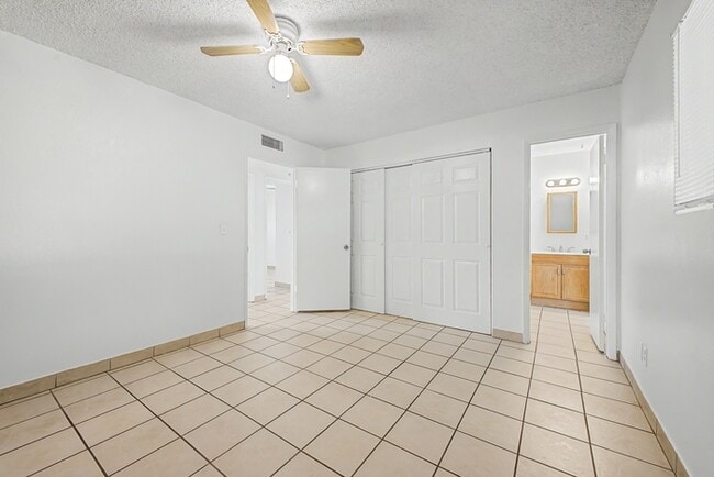 Building Photo - 3 bedroom home!