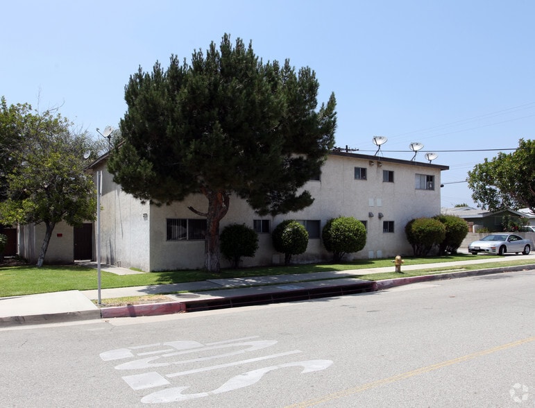 Building Photo - 2309 E Garvey Ave N