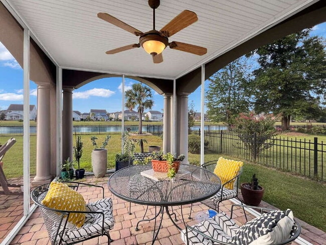 Building Photo - 663 Wyndham Way