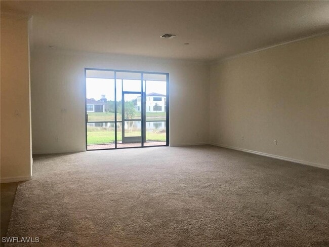 Building Photo - 9238 Shadow Oak Ln