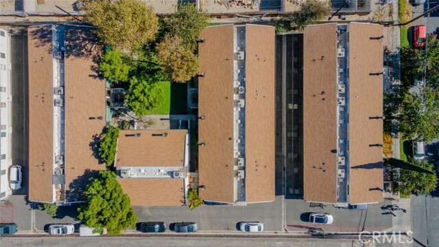 Building Photo - 11107 Arminta St