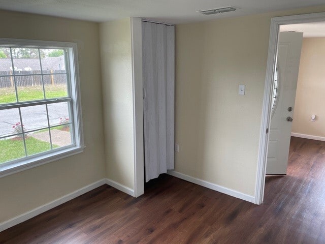 Building Photo - 2104 W Robbins St