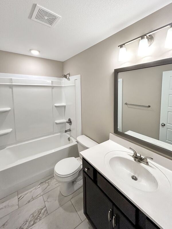 Building Photo - 1249 Cardinal Crk Dr