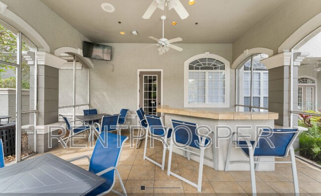 Building Photo - 3379 S Kirkman Rd