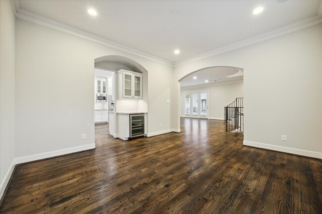 Building Photo - 6008 Park Cir Dr