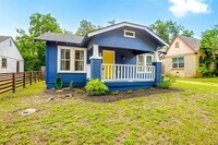 Building Photo - 3221 8th Ave