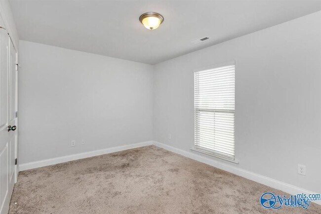 Building Photo - 283 Harold Murphy Dr