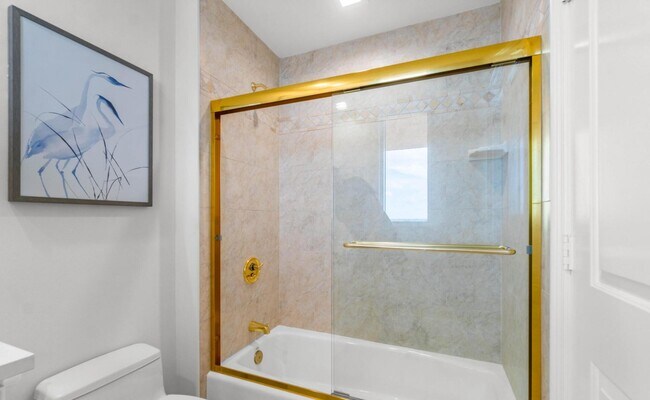 Building Photo - 5150 N Ocean Dr