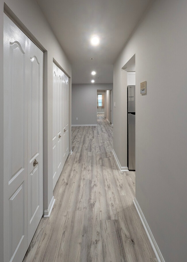 Building Photo - 8601 Falls Run Rd